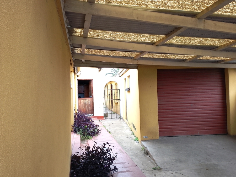 2 Bedroom Property for Sale in New Brighton Eastern Cape